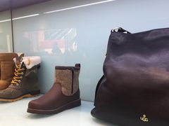 -UGG(燕莎奥特莱斯购物中心店)