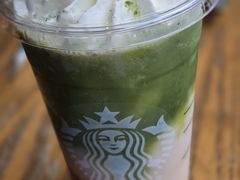 -星巴克(济南美莲广场店)