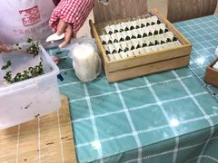 -众口斋锅贴(银泰城店)