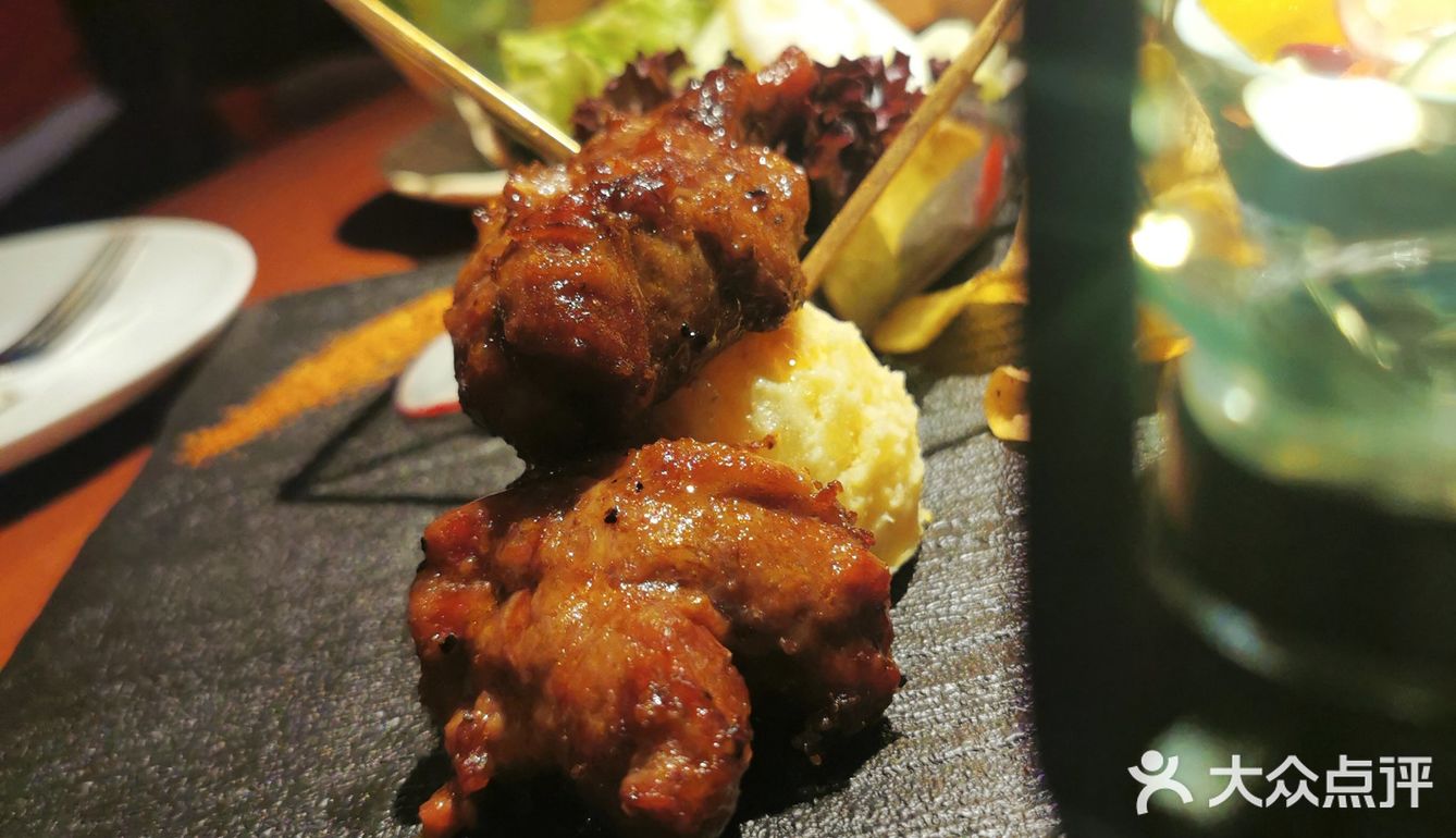 网红西餐厅(新凯广场店)