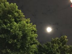 -英雄广场