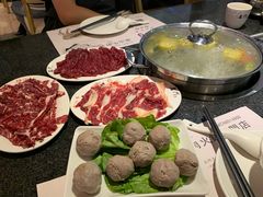 -名门潮牛·鲜牛肉海鲜火锅.烧烤自助餐厅(诚丰广场店)