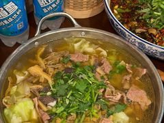 -谢老五跷脚牛肉·非遗传承店