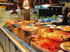 自助取餐区-V-ONE西雅图海鲜自助餐厅(仓山万达广场店)