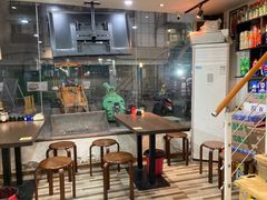 -陈老斯呼尔嗨吃烧烤(科巷店)