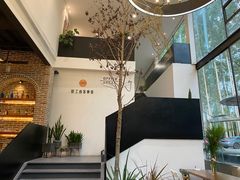-桉树林A coffee 森林餐厅(三圣乡店)