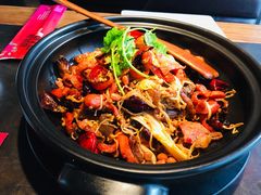 麻辣香锅-辣尚瘾·烤鱼·新川菜(交大直营店)