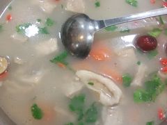 -马尔龙新疆饭店·清真(瑞景店)