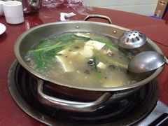 -老石黑山羊毛驴肉火锅(金凯广场店)