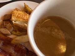 -大中华希尔顿酒店-念自助餐·嗨啤·小龙虾