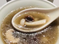 意大利黑松露野菌汤锅-斯普汇生蚝牛排馆(中骏世界城店)