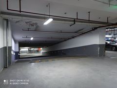 -绿地·新都会-地下停车场