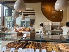 -VERIE BAKEHOUSE