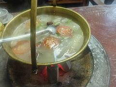 -江湖亮亮蒸虾大排档烤全羊清真(武汉总店)