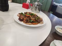 -鑫渔港海鲜本地菜·山海关浑锅(东戴河店)