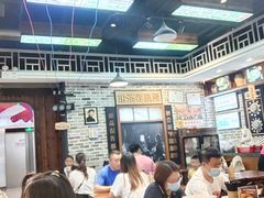 -黑白电视长沙小吃(美林M·LIVE天地东座店)
