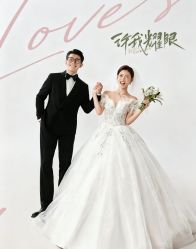 -城市花园婚纱摄影