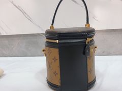 -颐和黄金名包名表钻石奢侈品回收