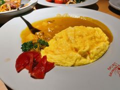 咖喱牛肉蛋包饭-Lia Cafe Bar Restaurant松山咖啡屋