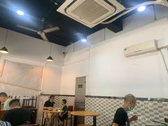 大堂-喜之羊·粉面档
