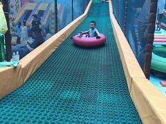 -蒙特利亲子乐园