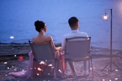 -雪中彩影婚纱摄影·微光艺术中心