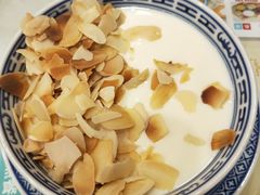 杏仁炒奶-广信牛奶甜品世家(台东店)