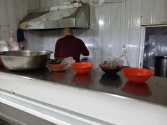 -咱家王新国把子肉(县东巷店)