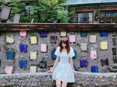 -百里峡七彩艺术小镇