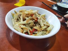 -传统菜农庄(皇姑路店)