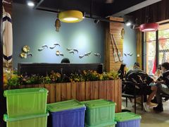 大堂-秋语木桶鱼.酸菜鱼(开发区火车站店)