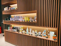 -星巴克(杭州湖滨银泰E区店)