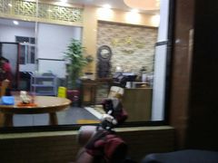 -煲煲掂风味煲仔饭餐厅(西区店)