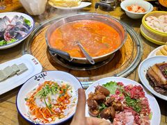 -亮欢寨酸汤鱼(沙冲路店)