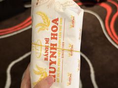 -Bánh Mì Huynh Hoa