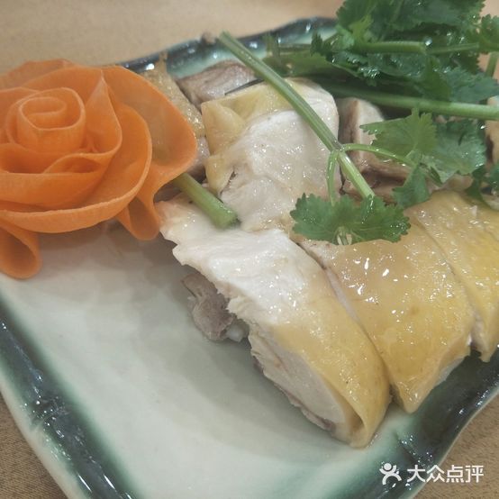 正宗电白家乡鸡饭店(前山路店)