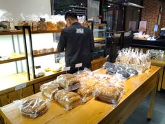 面包甜点陈列柜-帕瑞斯面包店(幸福城明珠超市店)