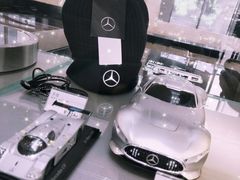 -天津波士信达奔驰4S店(卫津南路店)