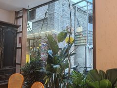 -银米·云南传统过桥米线(双廊黑金冠店)