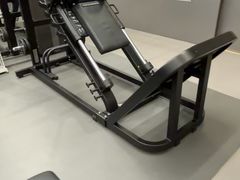 -FUSION FITNESS 热炼健身(万象天地店)