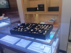 -沐渔二手奢侈品黄金手表包包回收·中古店(广州塔店)