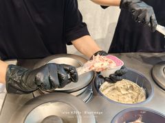 -喜茶(上海打浦桥日月光gelato lab+店)