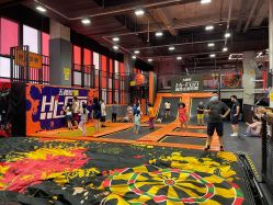 点击看大图 -嗨翻Hi-Fun竞技主题乐园·蹦床团建生日聚会(五棵松华熙店)
