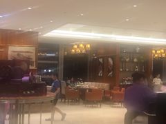 -南湖名都·景湖轩全日制餐厅·海鲜自助·东南亚风味·临湖而食
