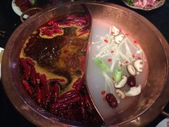 -宽巷子成都火锅(南站店)