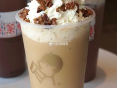热香草拿铁-喜茶(上海正大广场店)