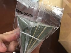 -星巴克(广州南站A18检票口楼上)