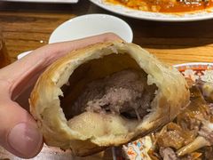 和田玉龙河彩虹烤包子-清真·双公羊·馕坑烤全羊(奥体店)