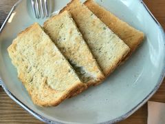 咖椰吐司-HELLO 27 意面·沙拉·帕尼尼