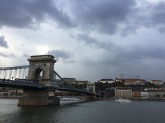 -多瑙河畔鞋履雕塑